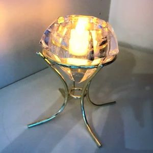 Candleholder shape of the diamond